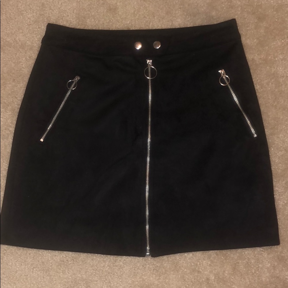 black forever 21 skirt